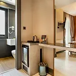 Santra Hotel