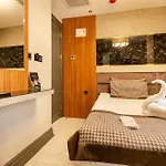 Hotel Santra