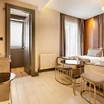 Hotel Santra 3*