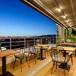 Hotel Santra