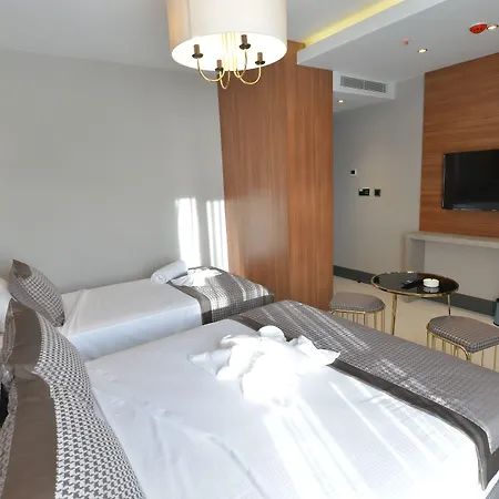 Santra Hotel 3*