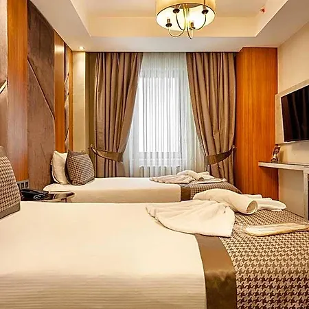 Santra Hotel 3*
