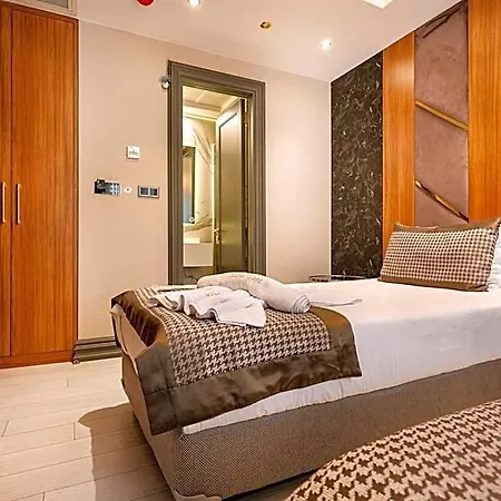 Santra Hotel